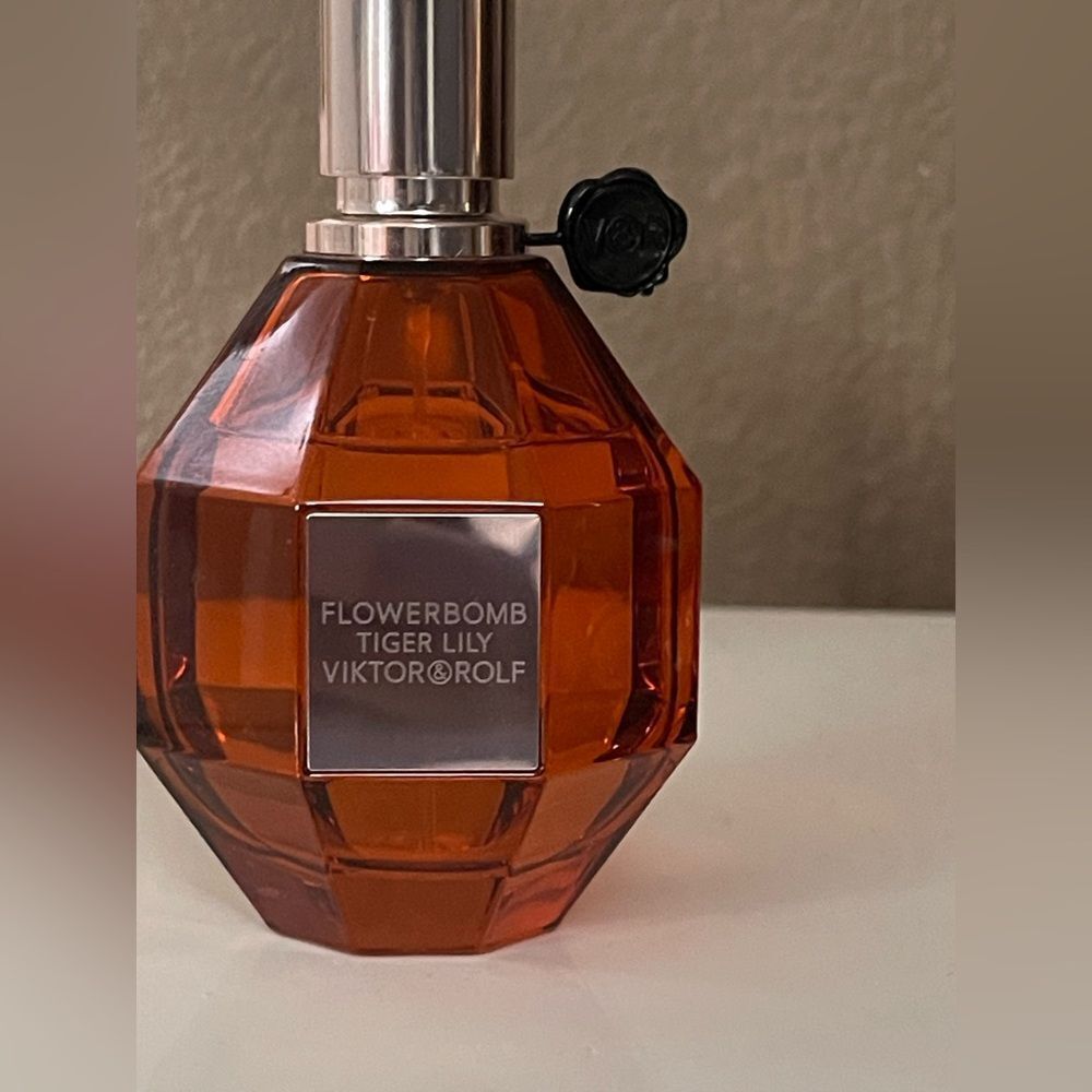 Viktor & Rolf Flowerbomb Tiger Lily 3.4oz